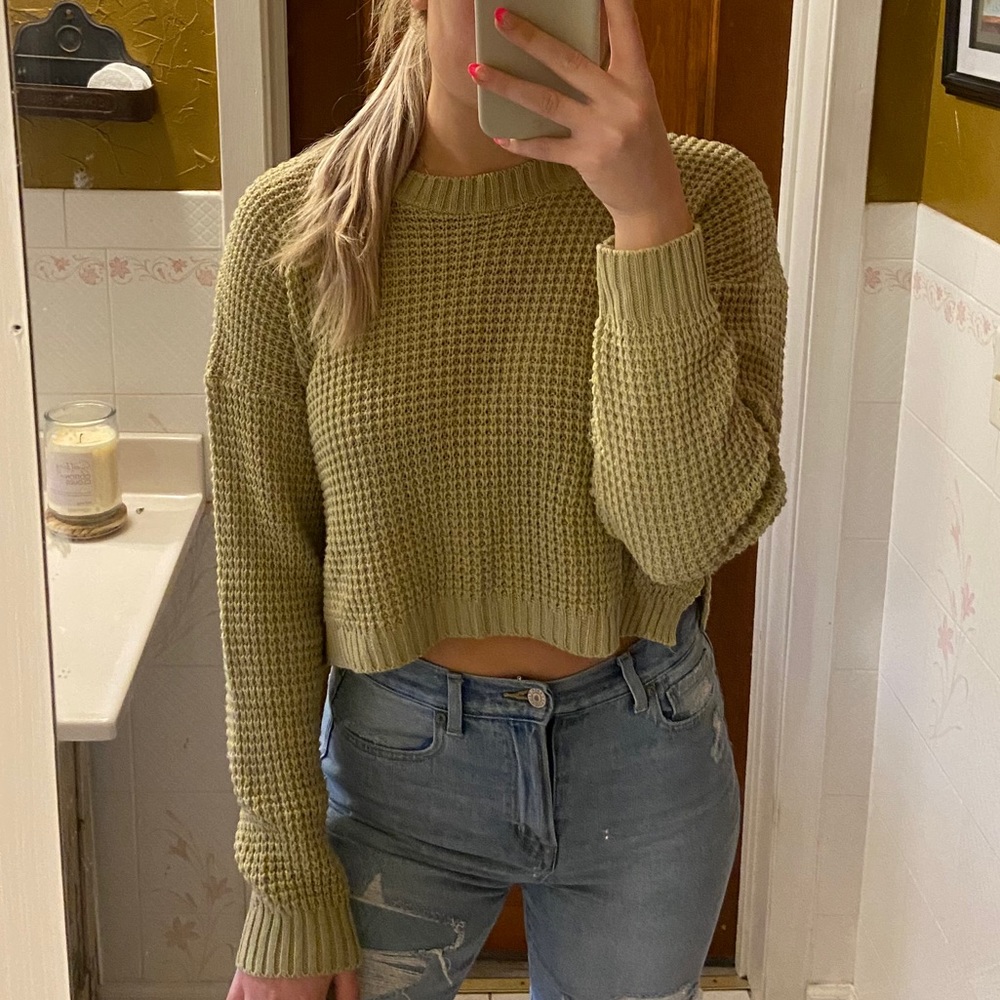 Cropped sweater